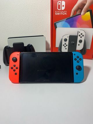 Nintendo Switch OLED Blanca y Azul