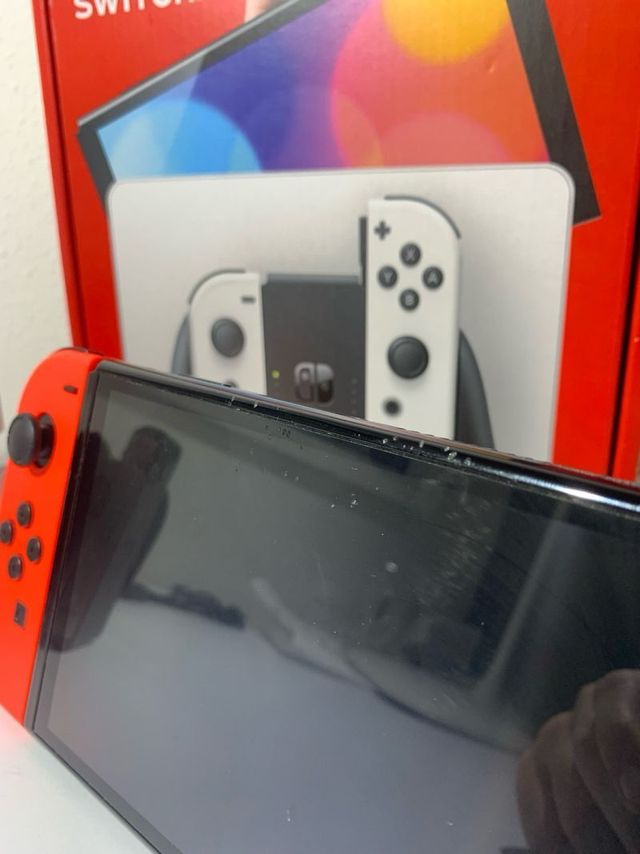 Nintendo Switch OLED Bianca e Blu