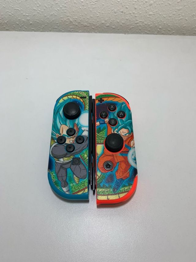 Joycons Nintendo Switch Dragon Ball
