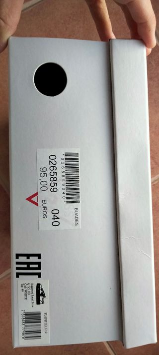 Deportivas Guess Blancas Talla 40