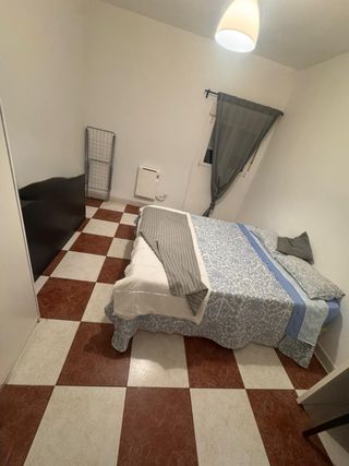 SE ALQUILA HABITACIÓN EN MEJORADA DEL CAMPO