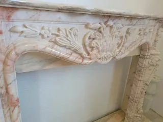 Chimenea estilo francés de mármol