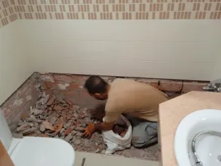 Albañil independiente Reforma de baños
