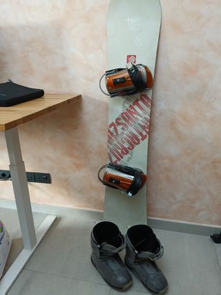 Scarponi 43,5 snowboard Salomon Symbio pelle