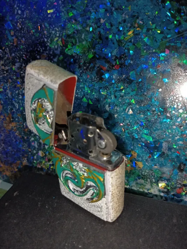 Mechero tipo Zippo Dragoñ Mitologico Protector