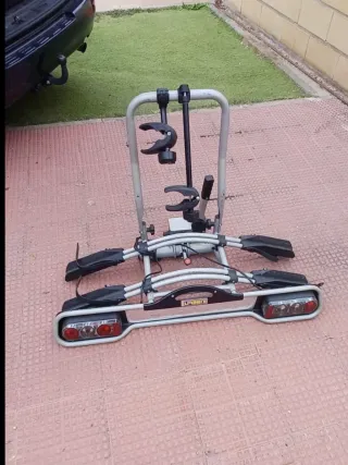 Portabicis abatible para bola de remolque