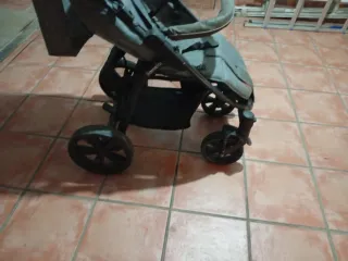 Carrito de bebé gris Lionelo