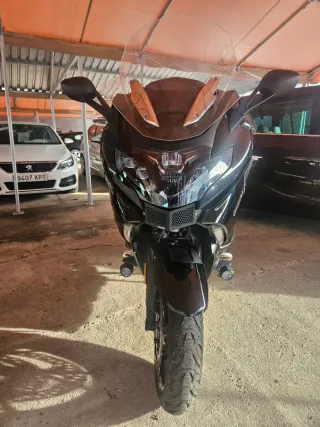 BMW K 1600 GT Negra
