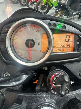 Kawasaki Z 750 2011  acepto cambio