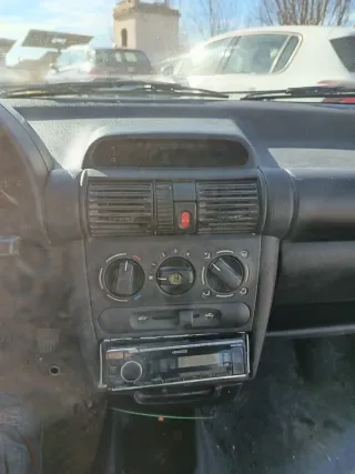 Opel Corsa 1995 algo negociable