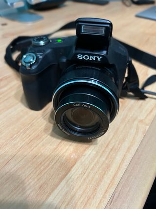 Cámara Sony Cyber-shot Negra