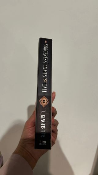 A Sorceress Comes to Call