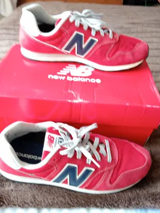 Zapatillas New Balance Clásicas Rojas