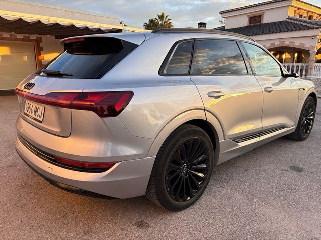 Audi e-tron 55 s-line sportback quattro