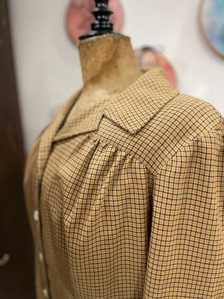 BLUSA,CAMISA VINTAGE ( ver medidas)