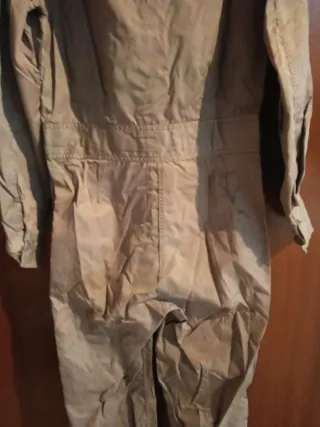 Mono de trabajo beige