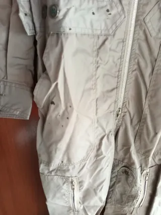 Mono de trabajo beige