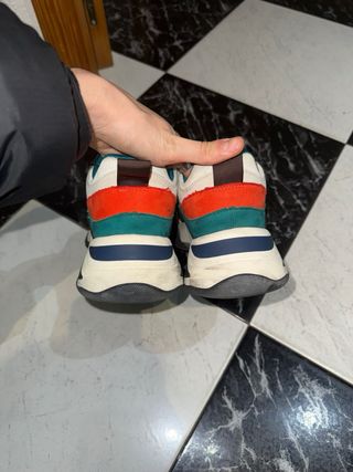 Zapatillas Pull&Bear Teal y Blanco