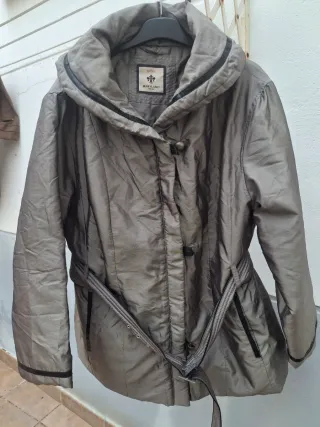 Chaquetón Mujer. VER medidas en descripción