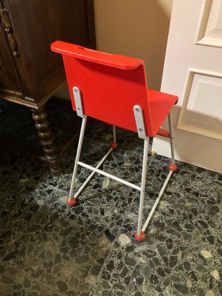 Silla Alta IKEA Roja