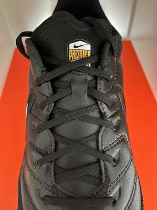 Botas de fútbol Nike Premier IV TF Nuevas