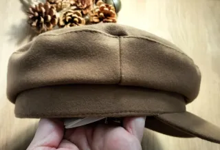 Gorra de fieltro camel. Nueva a estrenar