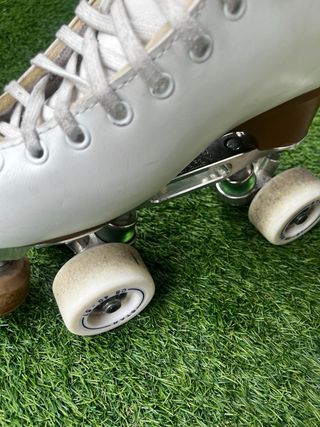 Patines profesionales EDEA blancos, ruedas y llave