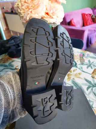 Scarpe NeroGiardini 39 pelle nera cristalli