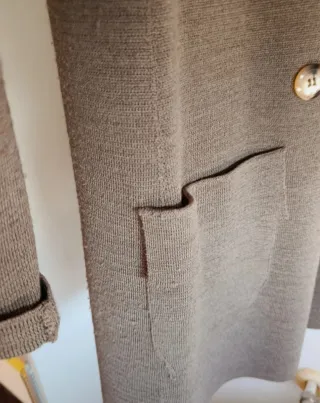 CHAQUETA TIPO GABARDINA