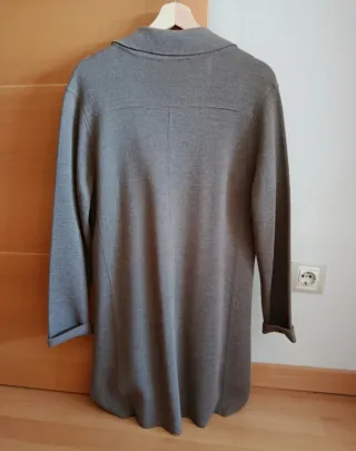 CHAQUETA TIPO GABARDINA