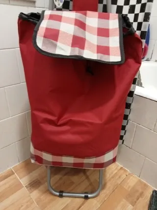 Carro de compra plegable rojo