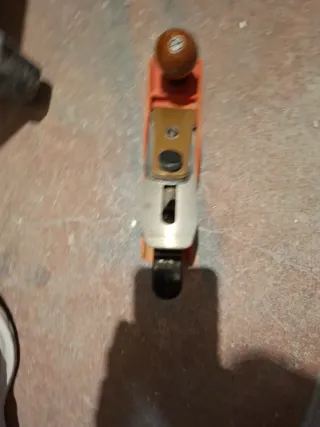 Cepillo de carpintero de madera