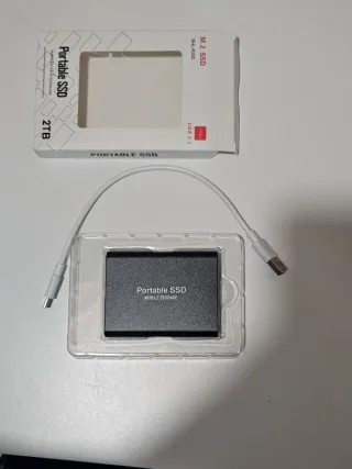 SSD Portatile Hard disk 2TB USB 3.1 Type-C