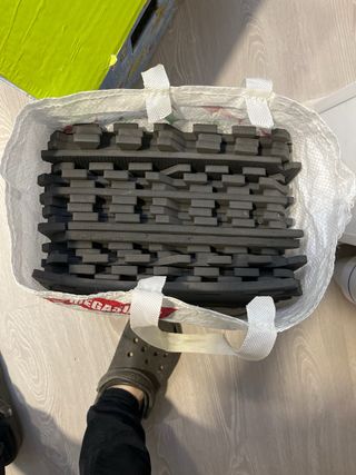 Esterilla suelo goma puzzle. 20 piezas 30x30