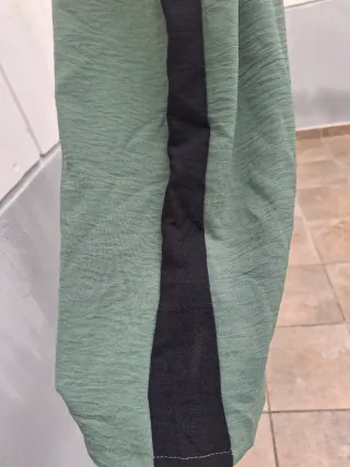 Pantalón T U . Medidas en descripción