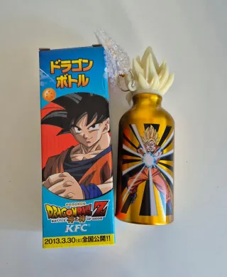 Botella Dragon Ball Z KFC 2013