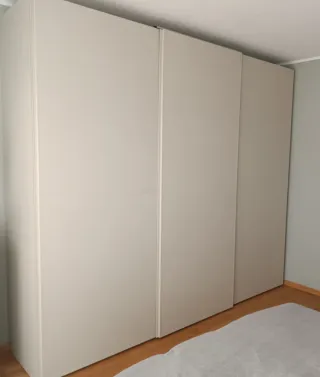 Armadio camera da letto, settimanale e comodini