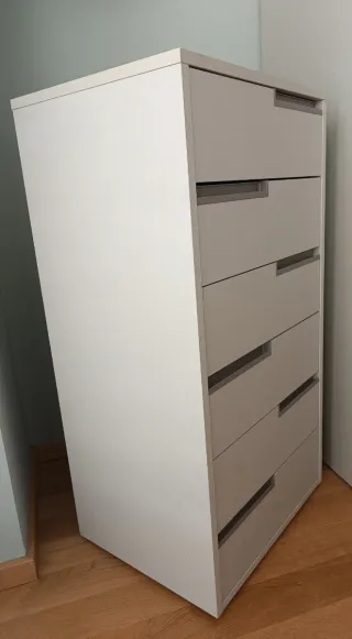 Armadio camera da letto, settimanale e comodini