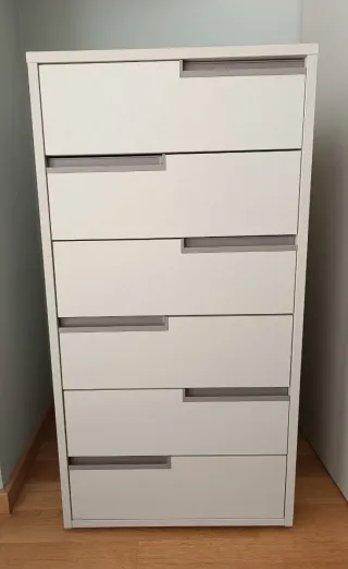 Armadio camera da letto, settimanale e comodini