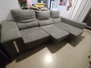 Sofá cheslong gris tela