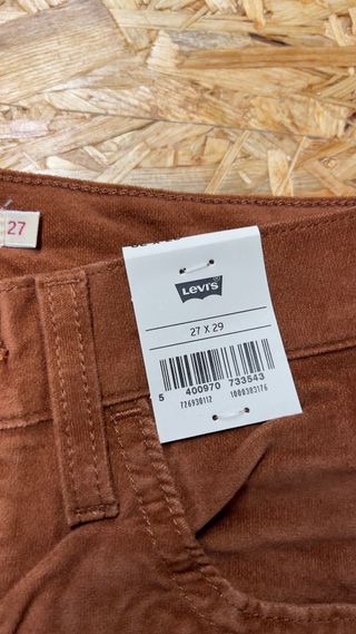 Pantalones Levi's Ribcage Straight Ankle Marrones