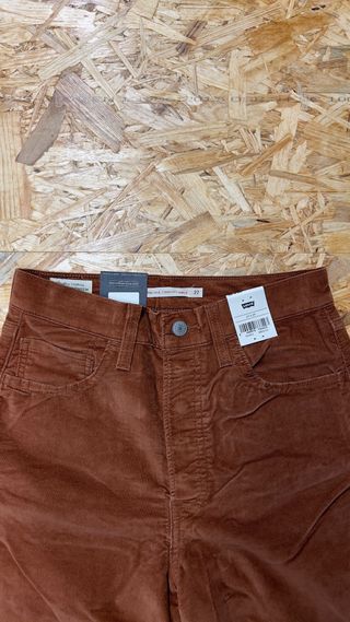 Pantalones Levi's Ribcage Straight Ankle Marrones