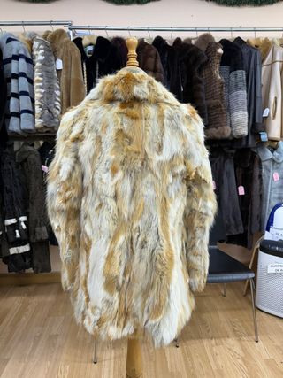 Abrigo de piel sintética