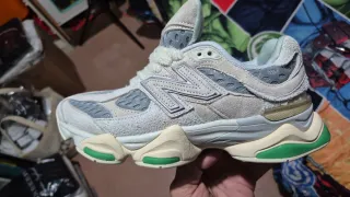 Zapatillas New Balance Beige y Verde