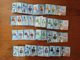 Playmobil DC Sorprese Kinder Completa