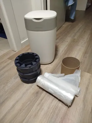 Contenedor Pañales Tommee Tippee Twist & Click