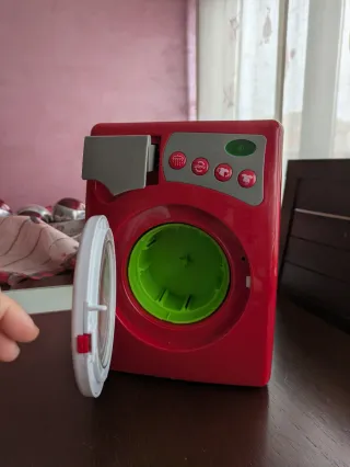 Lavadora, tabla y plancha de juguete