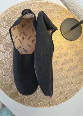 Zapatillas Victoria Lona Negras Talla 39