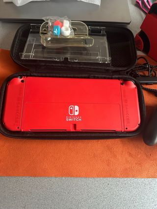 Nintendo Switch OLED Edición Mario Roja
