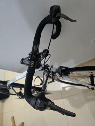 Bicicleta de carretera STRATOS